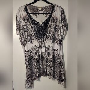 Elegant Black and White Paisley Women's Top Size 2X #423